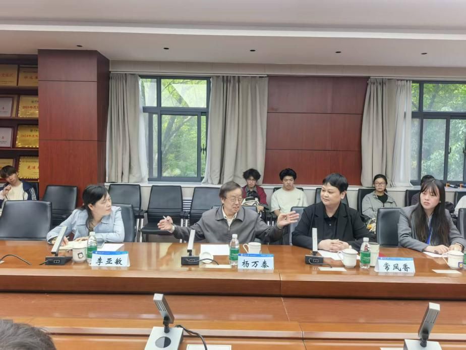 ed82bcfe7eeefec170c3237a0811ce2e